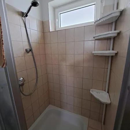 Am Edersee-scheid Nyaraló *